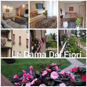 Appartamento La Dama Dei Fiori, Vimercate